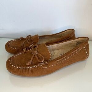 St. John’s Bay NEXTER BROWN Suede Slip-on Flat Loafers Moccasin Shoe Size 7M